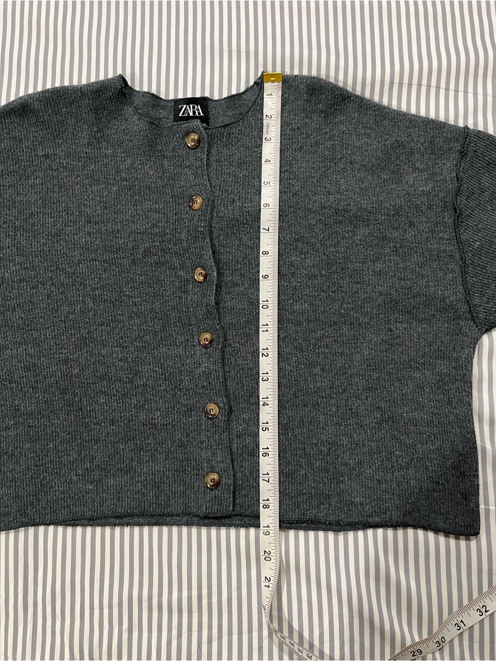 Zara Cropped Button-Front Knit Cardigan in Charcoal Grey - Picture 5 of 10